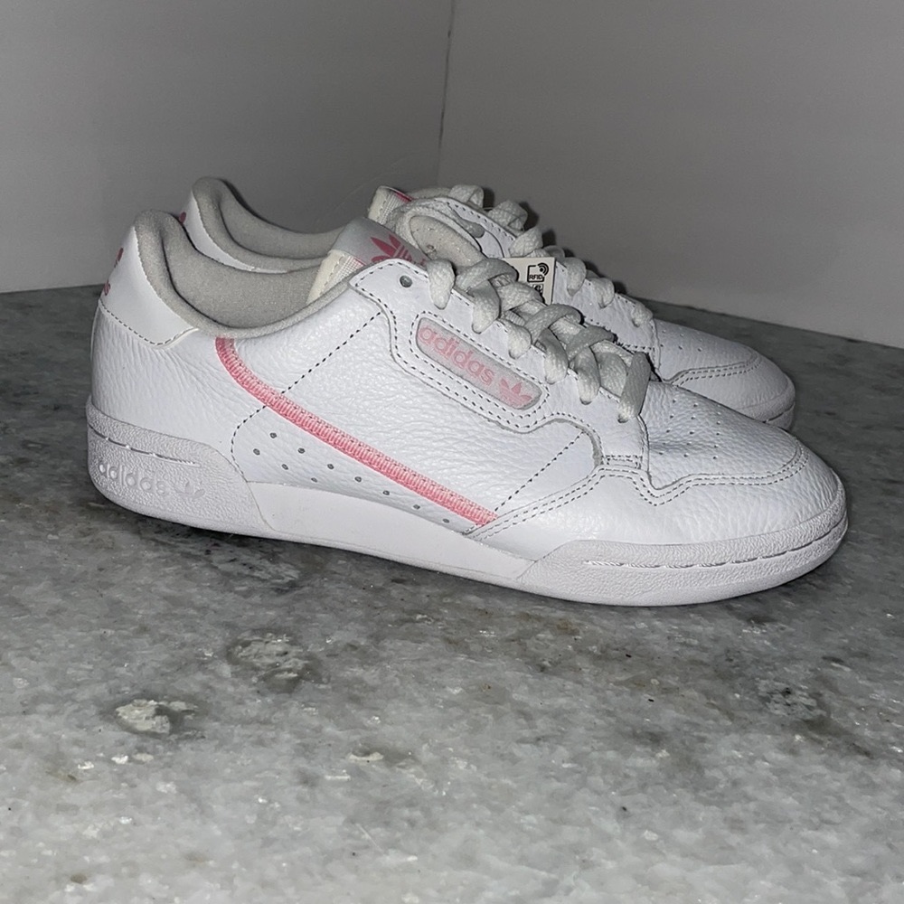 SOLD Adidas Continental 80 W Sneakers